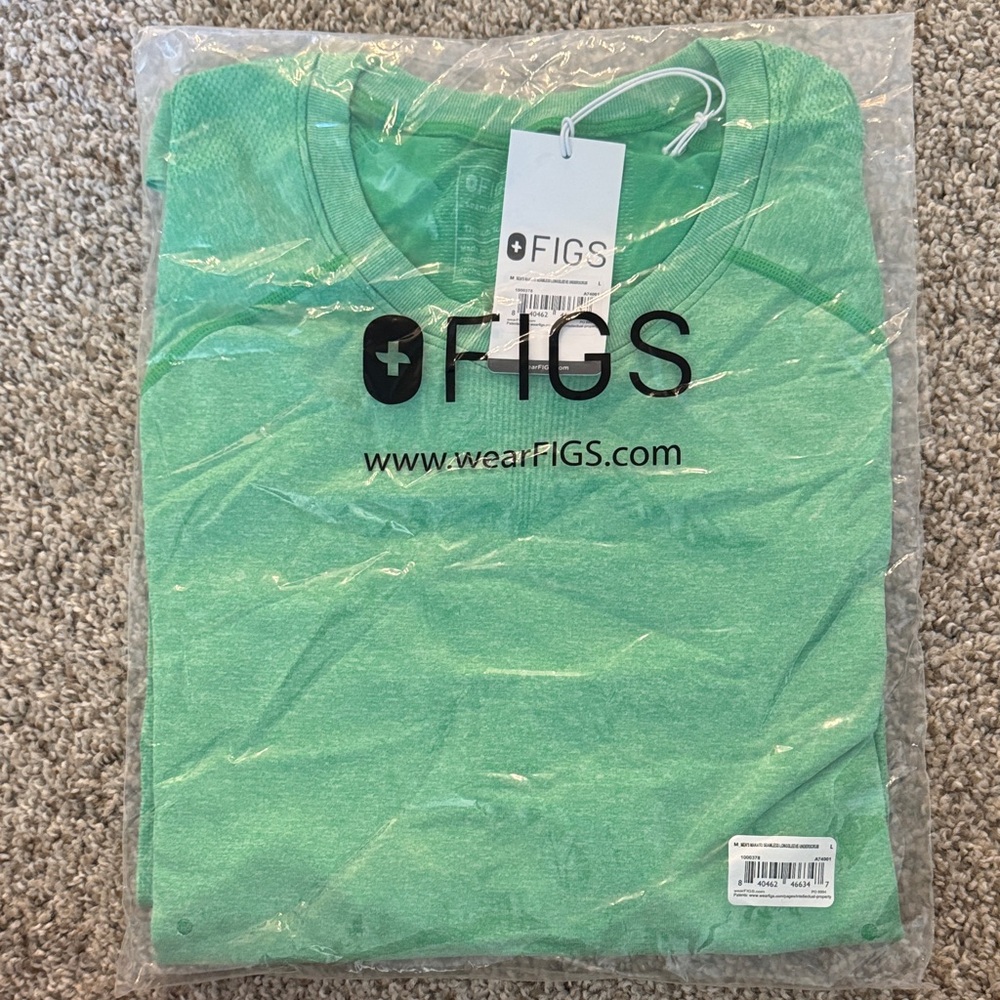 Figs Longsleeve Underscrub Brand New Mens size L green